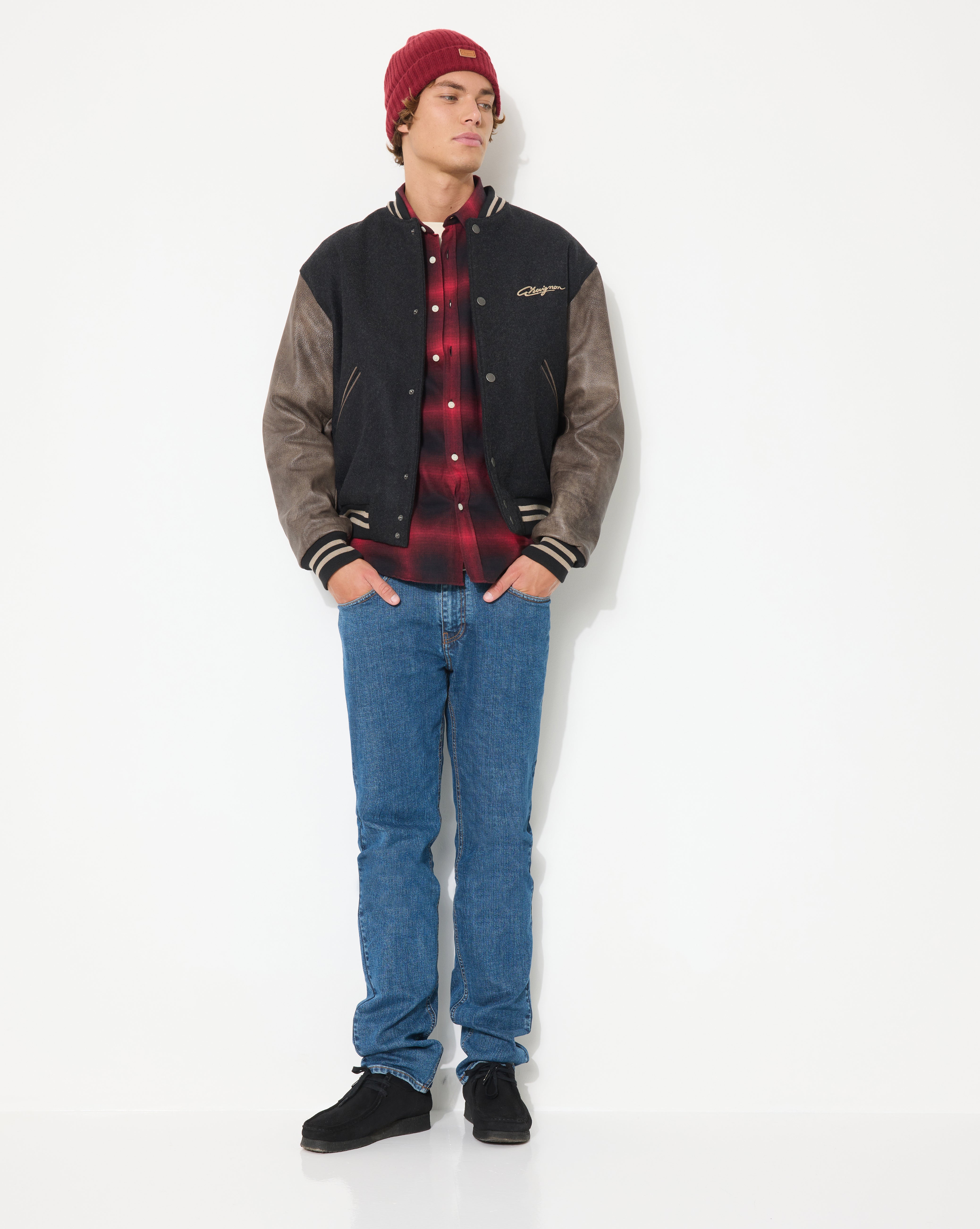 WINDS VARSITY BLACK JACKET - Chevignon