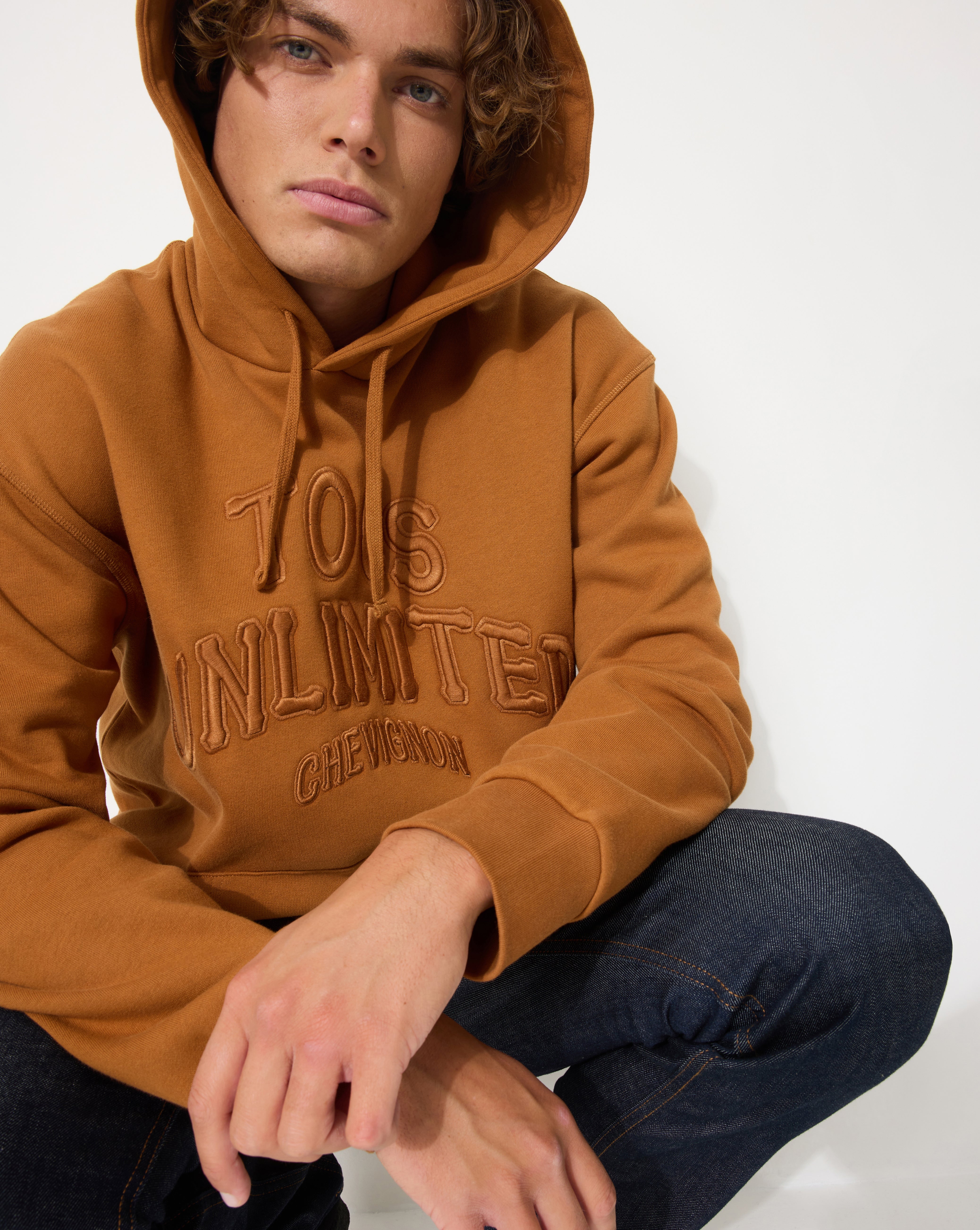 BROWN SWEAT HOOD TOGS