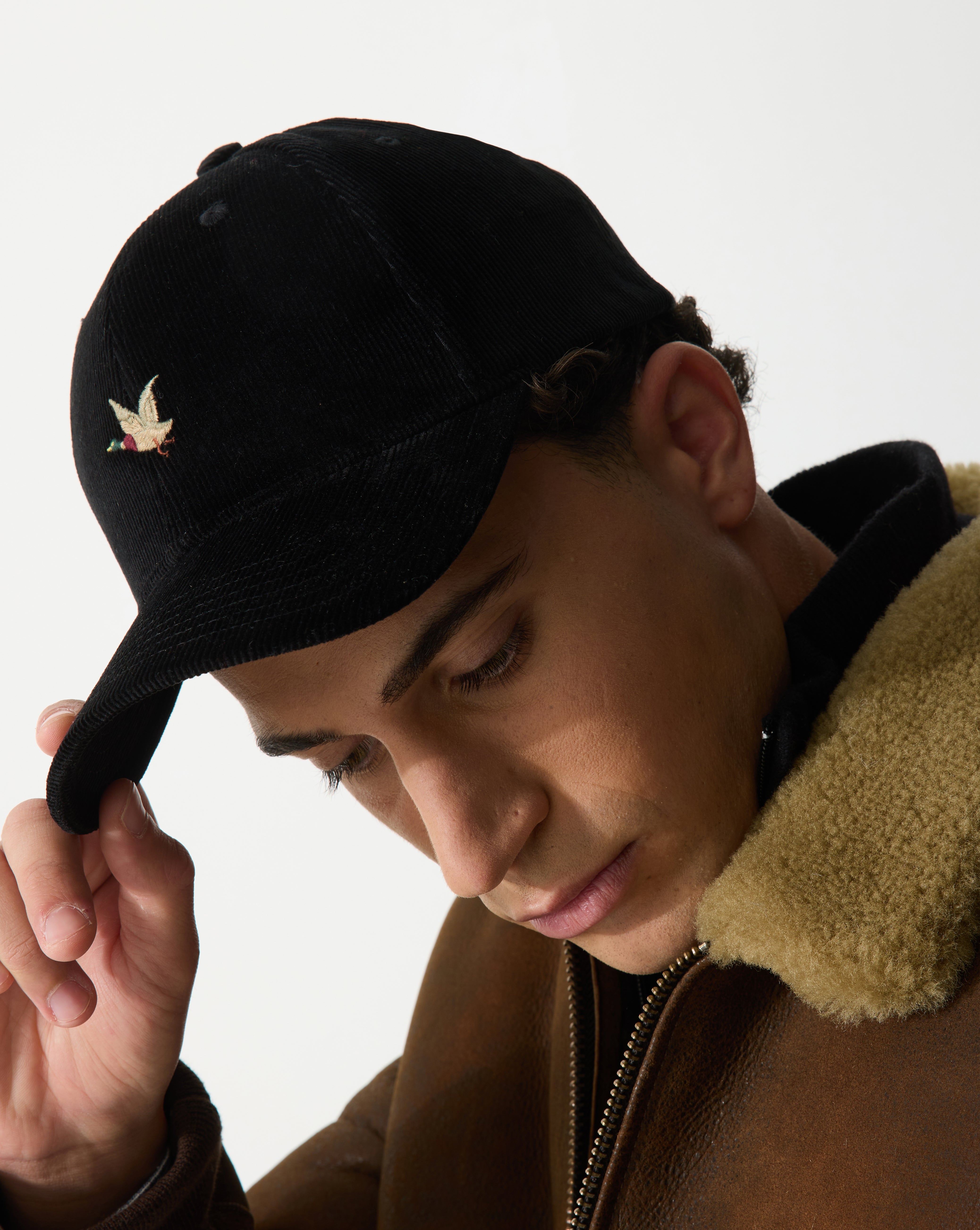 CITY VELVET CAP BLACK