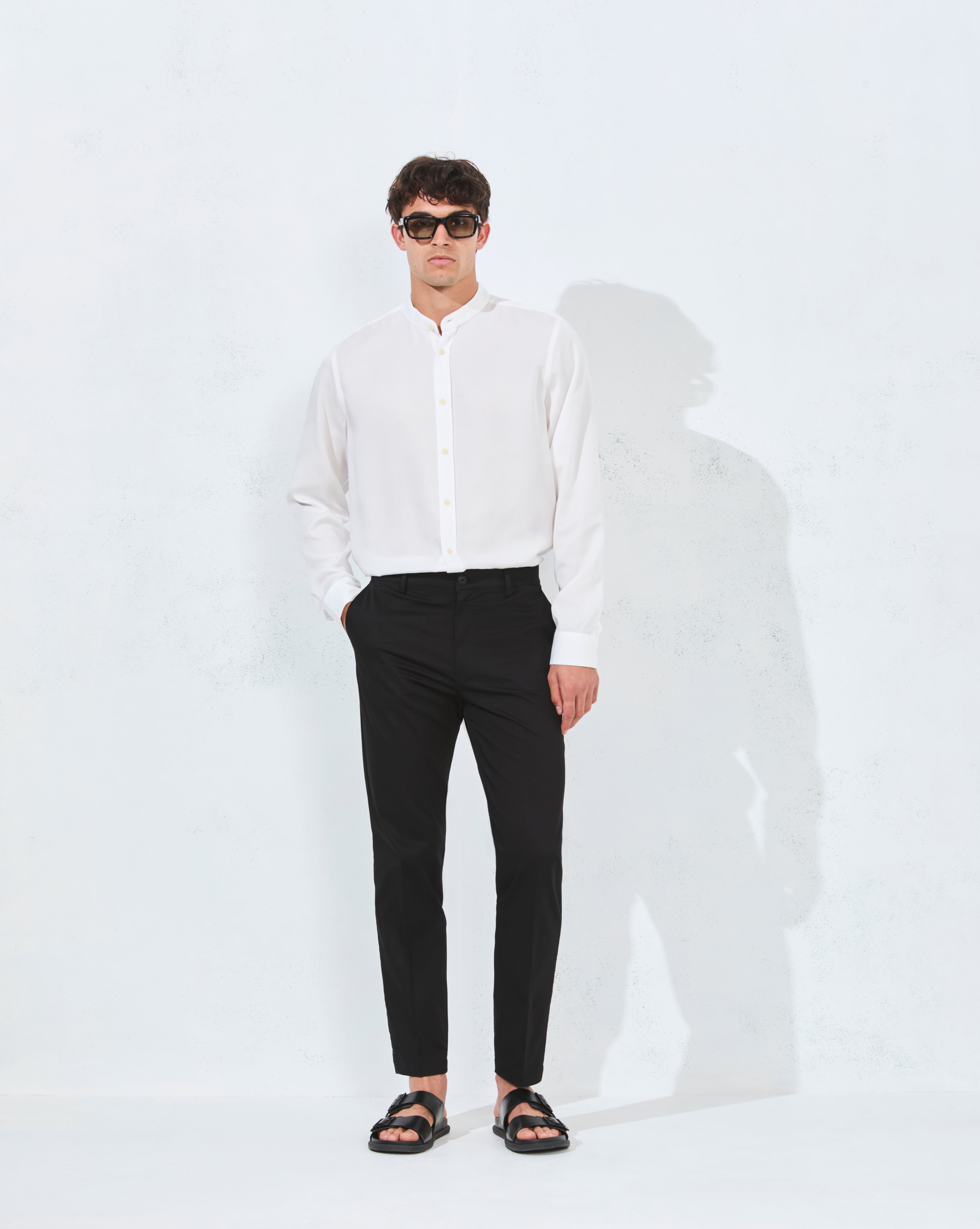 BLACK PLEAT PANTS