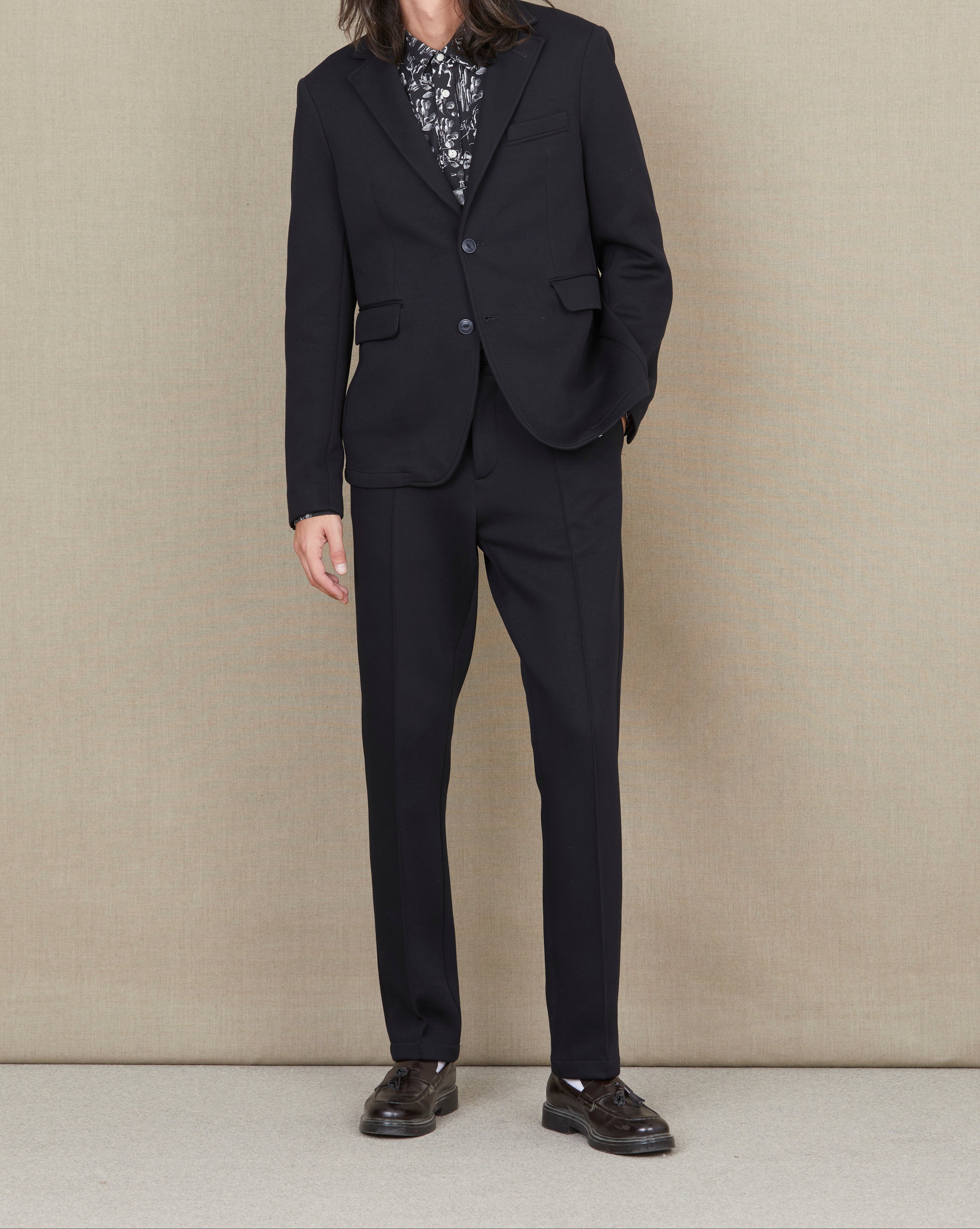 BLACK STREET SUIT JACKET