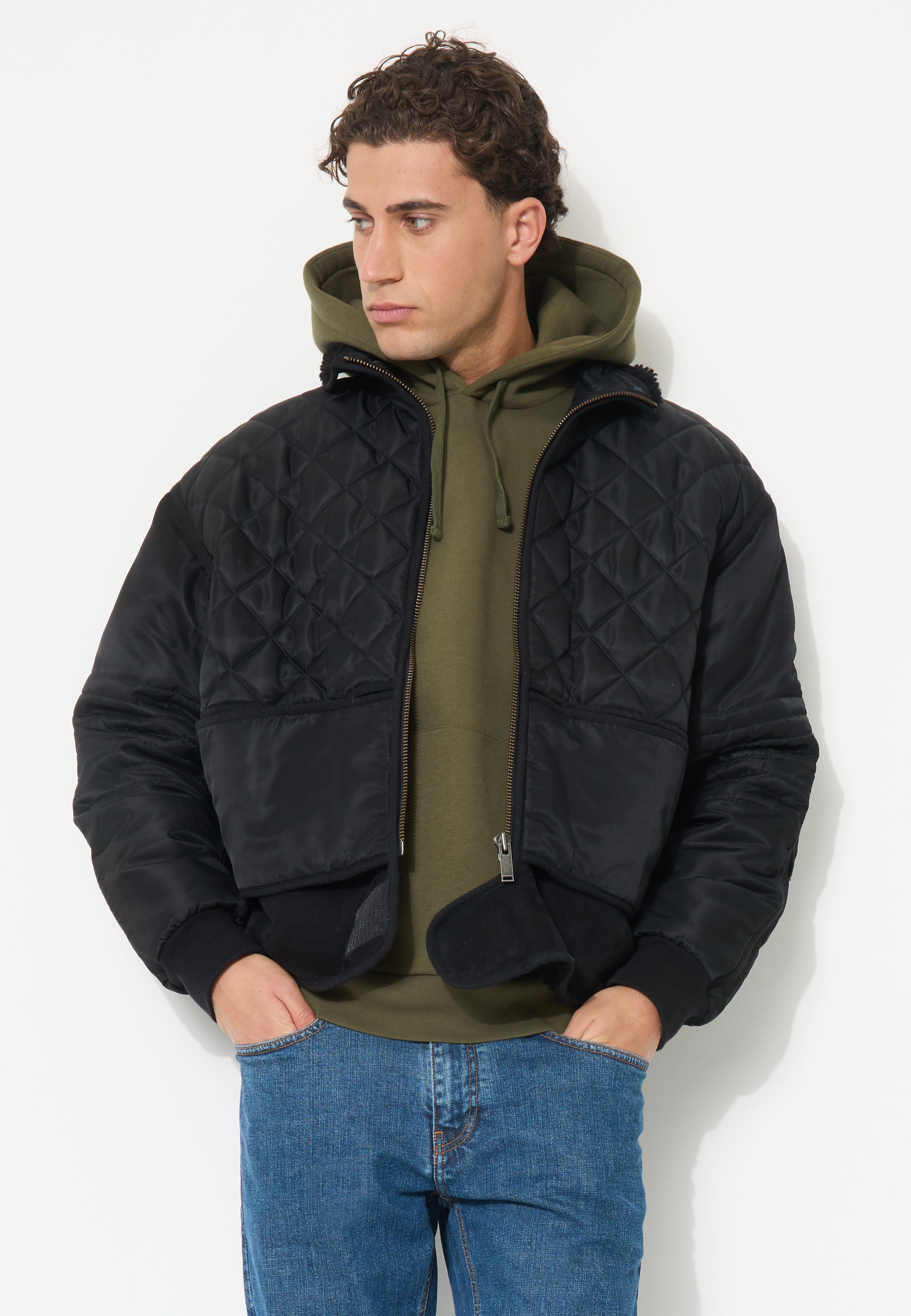 BLACK COSMO JACKET