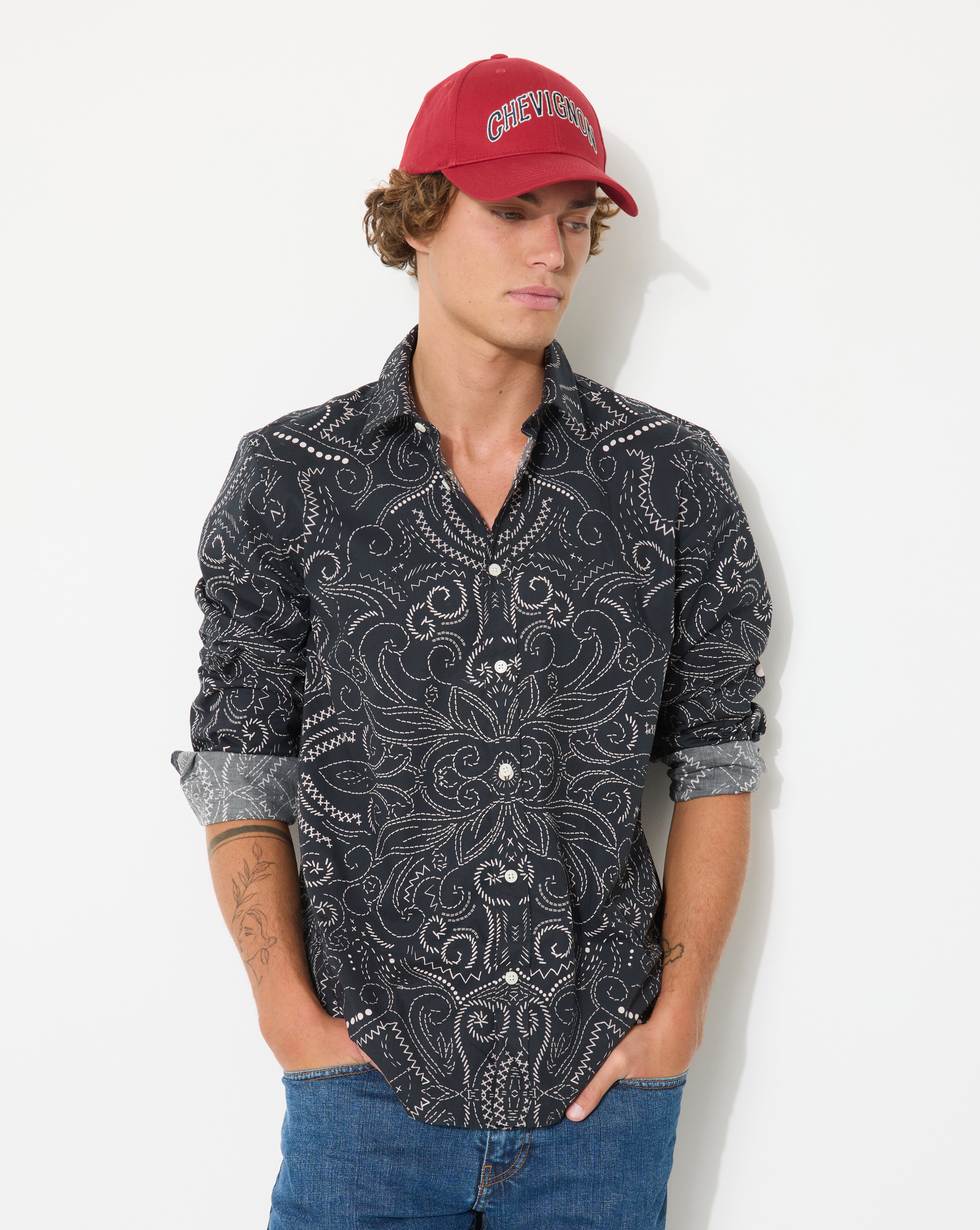 BLACK BANDANA SHIRT