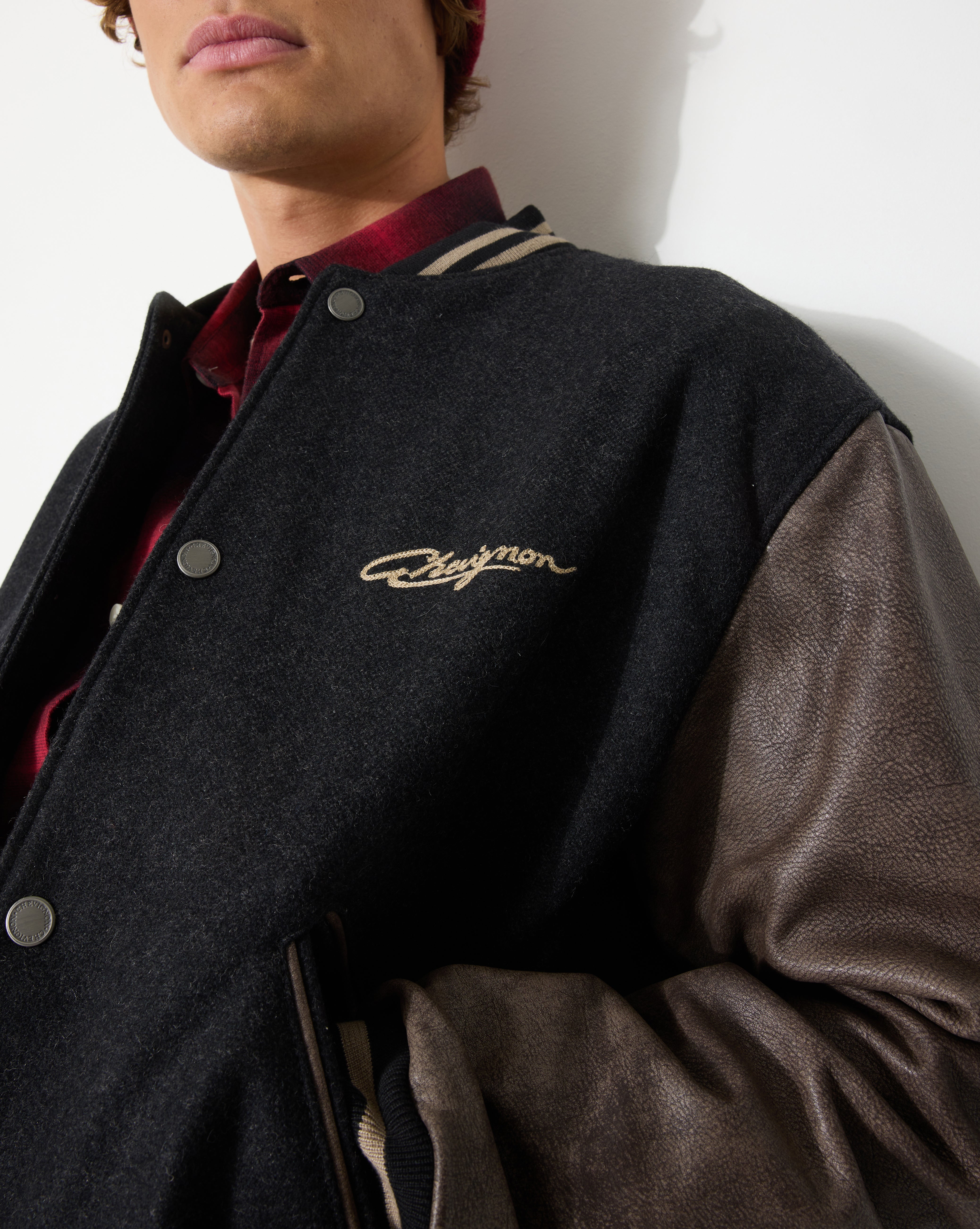 WINDS VARSITY BLACK JACKET - Chevignon