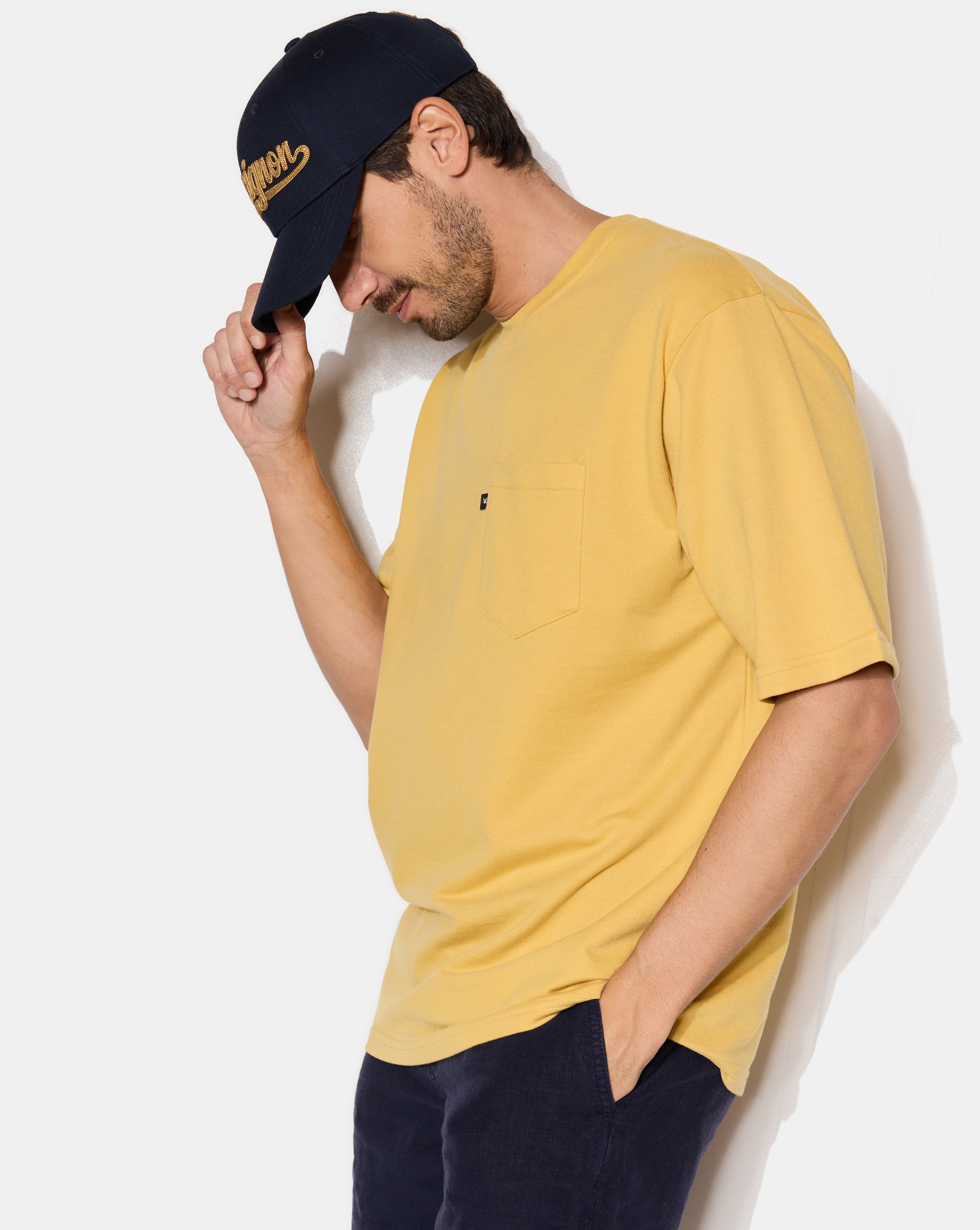 T-SHIRT POCKET TEE OCRE