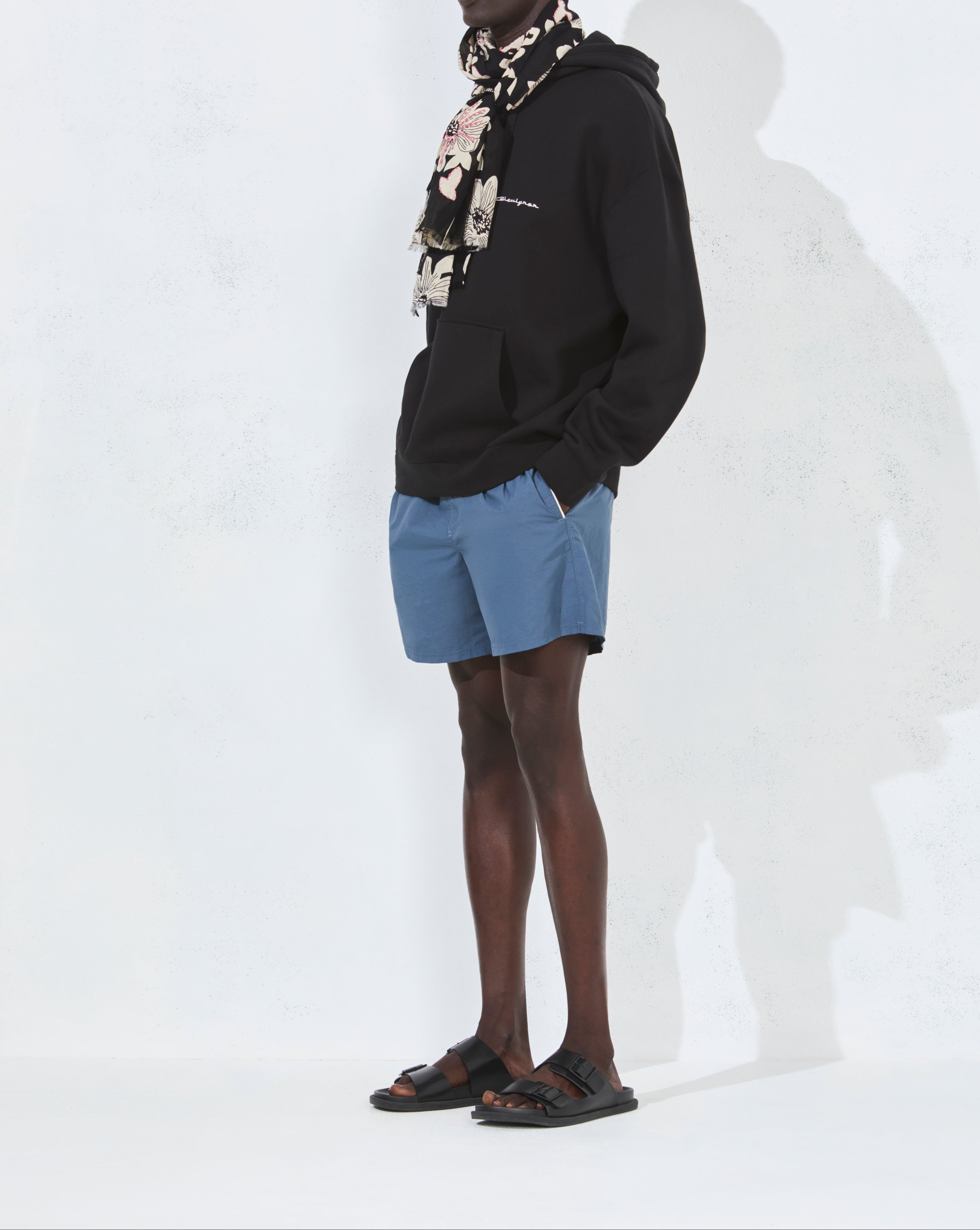 BLACK OVERSIZED CITY HOOD SWEATSHIRT