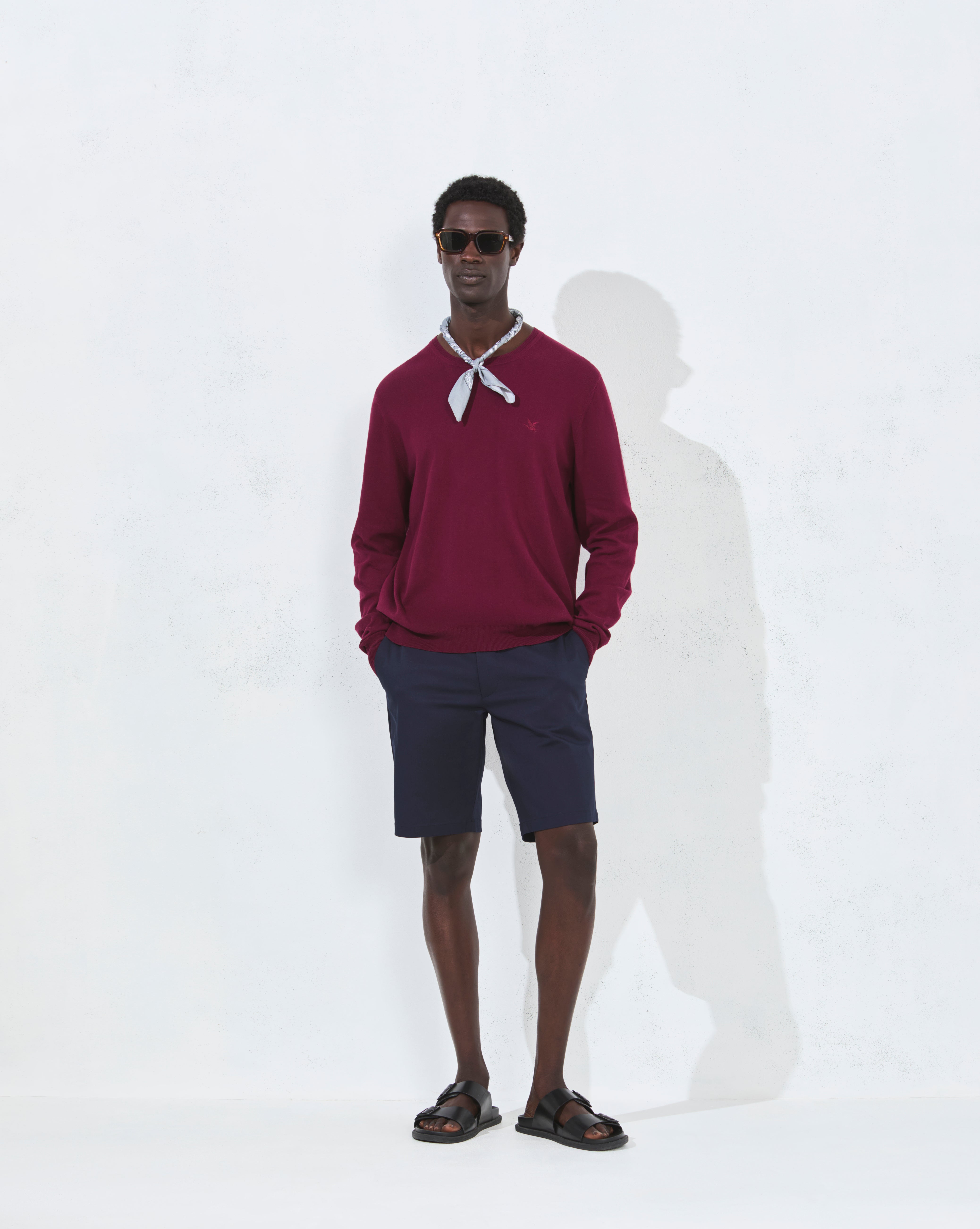 U TOGS BURGUNDY SWEATER
