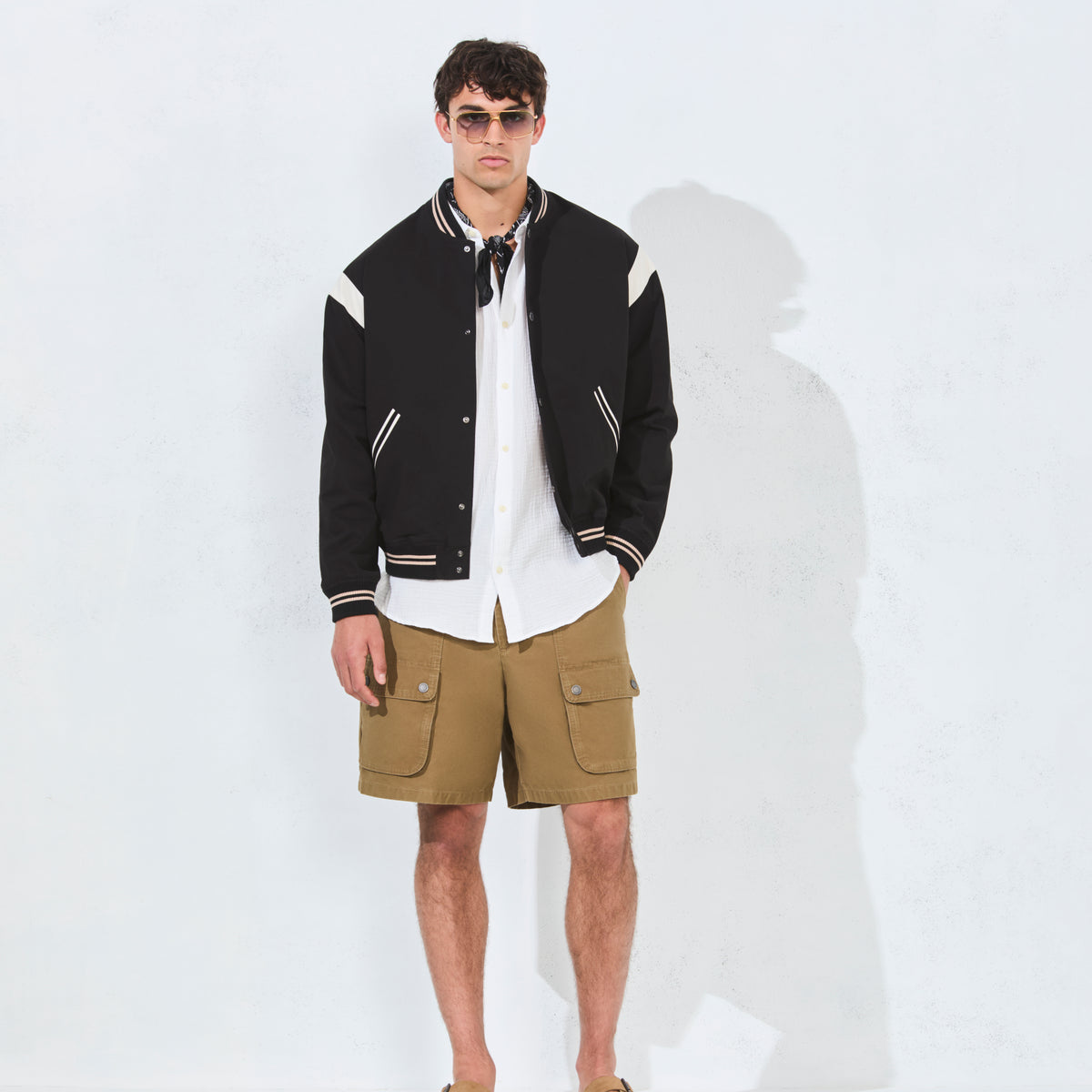 REF_090_AAHCLC023Z580_0012_120